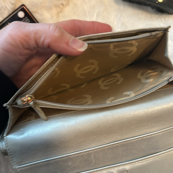 CHANEL Champagne Flap Wallet leather Authentic interior fabric clean w/card - Picture 8 of 9